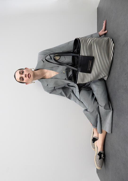 SHOPPER LOLA CASADMNT TECIDO RISCAS EFEITO PELE - Carla Valente