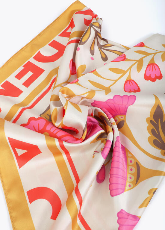 LENÇO LOLA CASADMNT ACETINADO FLORAL E TIGRES - Carla Valente