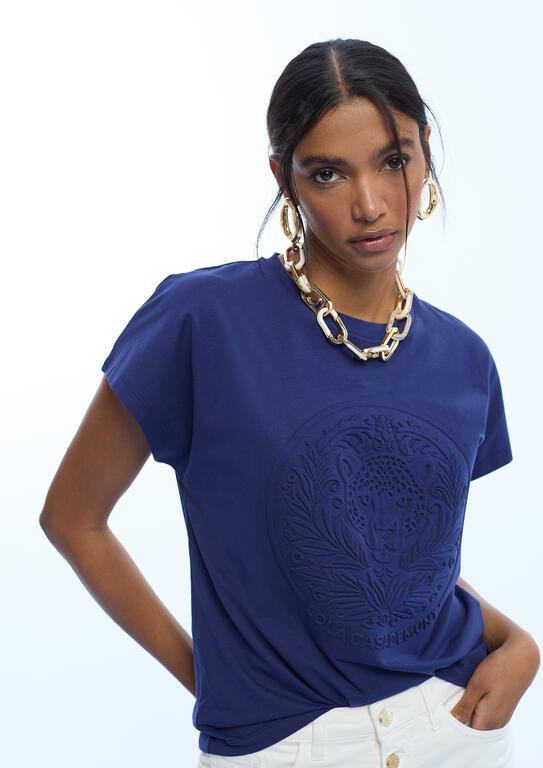T-SHIRT LOLA CASADMNT LOGOTIPO RELEVO - Carla Valente