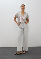 T-SHIRT LOLA CASADMNT DECOTE EM V LAMINA - Carla Valente