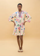 VESTIDO LOLA CASADMUNT CURTO FLORES MULTICOLORIDAS - Carla Valente