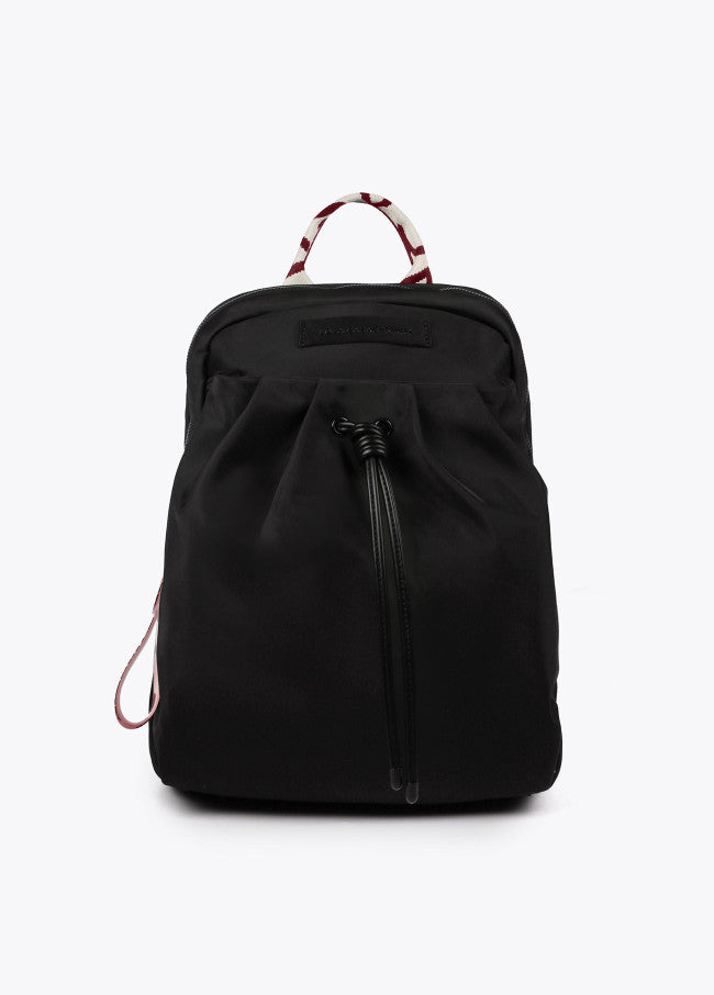 MOCHILA LOLA CASADMNT ALÇAS LOGOTIPADAS COM CONTRASTE - Carla Valente