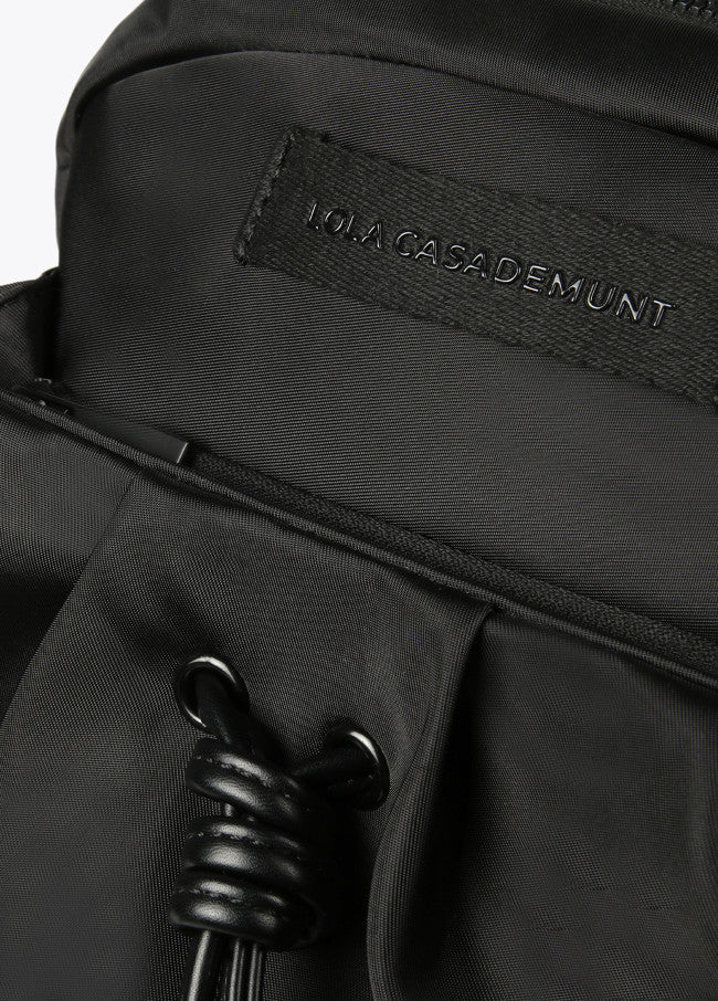 MOCHILA LOLA CASADMNT ALÇAS LOGOTIPADAS COM CONTRASTE - Carla Valente