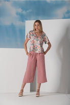 TUNICA LIBERJEANS FLUÍDA ESTAMPA TROPICAL EM V - Carla Valente