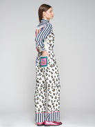 CALÇA VILAGALLO ELENA LEOPARDO RISCAS - Carla Valente