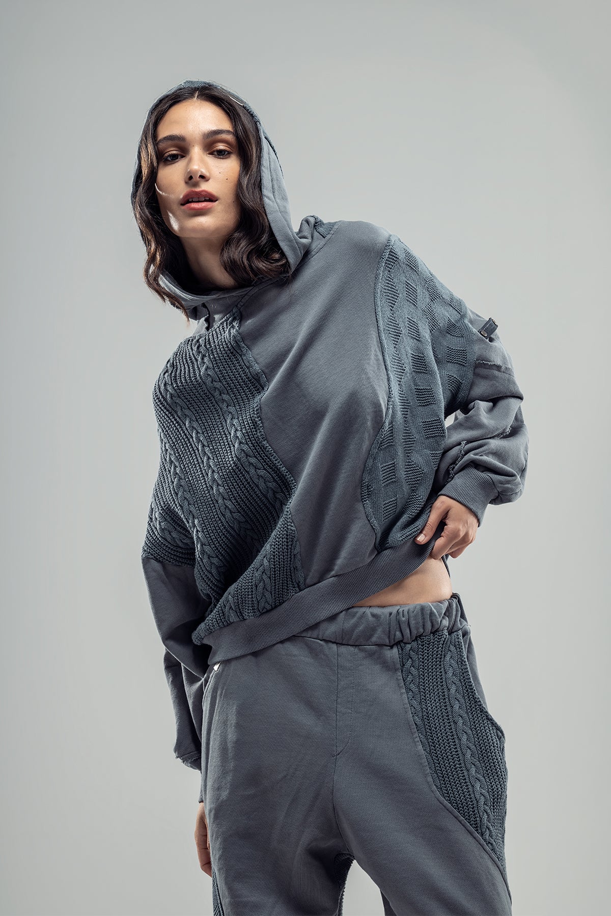 SWEATSHIRT VDR 20100 — Cinzento — fotografia oficial 1