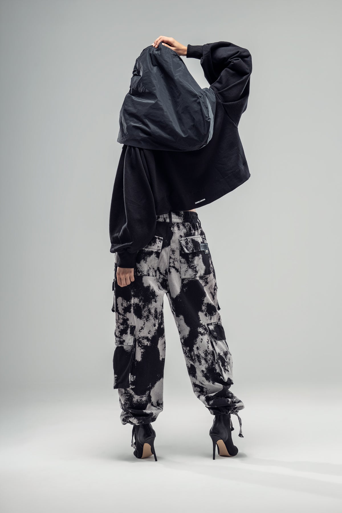 SWEATSHIRT VDR 20248 — Preto — fotografia oficial 4