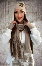 CONJUNTO LOLA BIANKA LUVAS/CACHECOL /GO - Carla Valente