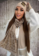 CONJUNTO LOLA BIANKA LUVAS/CACHECOL /GO - Carla Valente